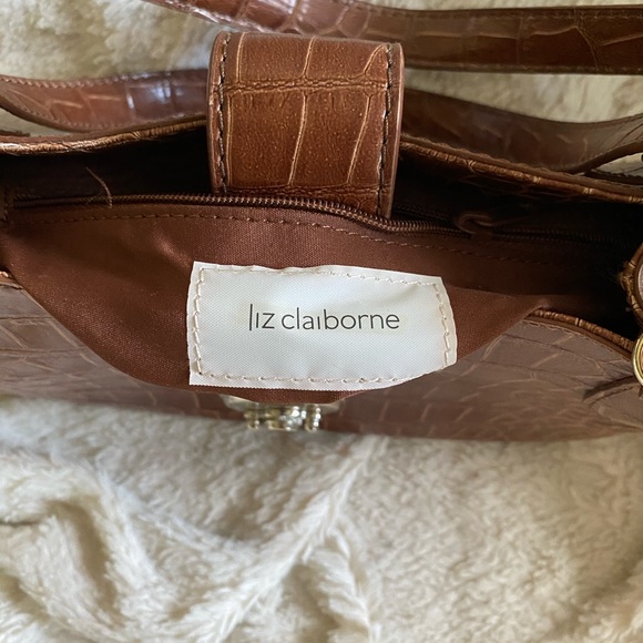 Liz Claiborne purse - Picture 3 of 7